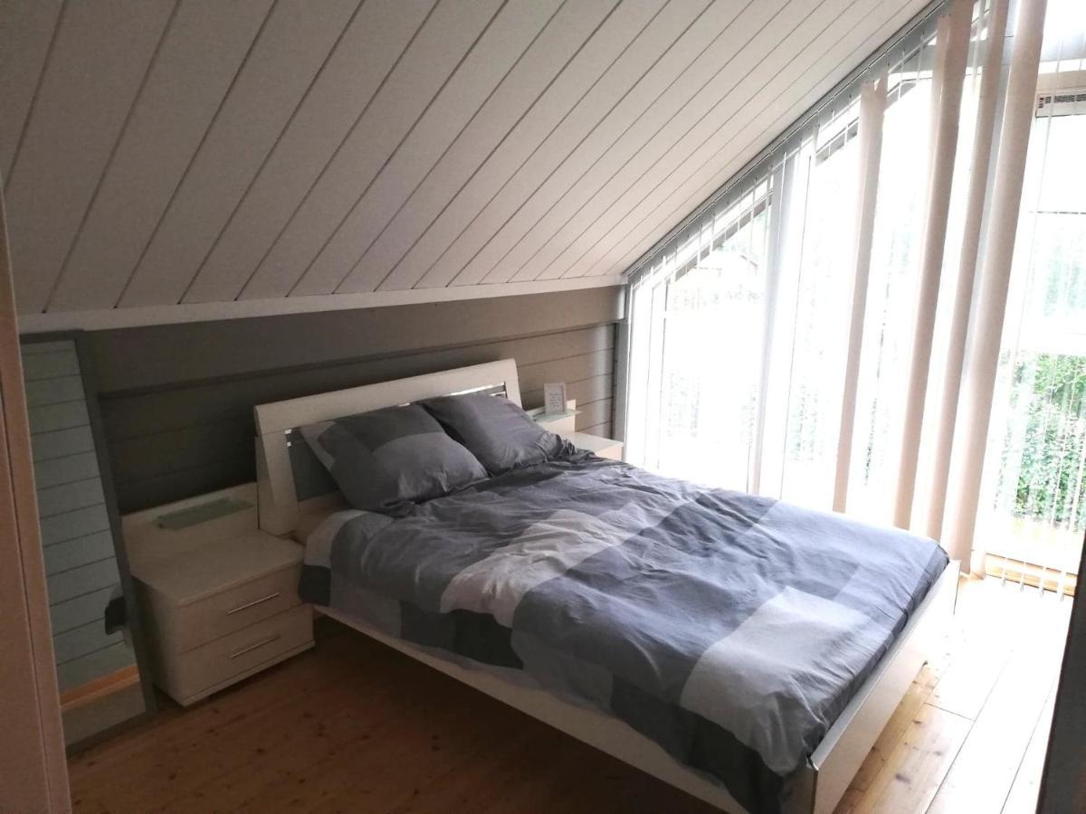 Maison 3 Chambres A 200 M De La Plage Des Lacs De L Eau D Heure Froid-Chapelle Kültér fotó